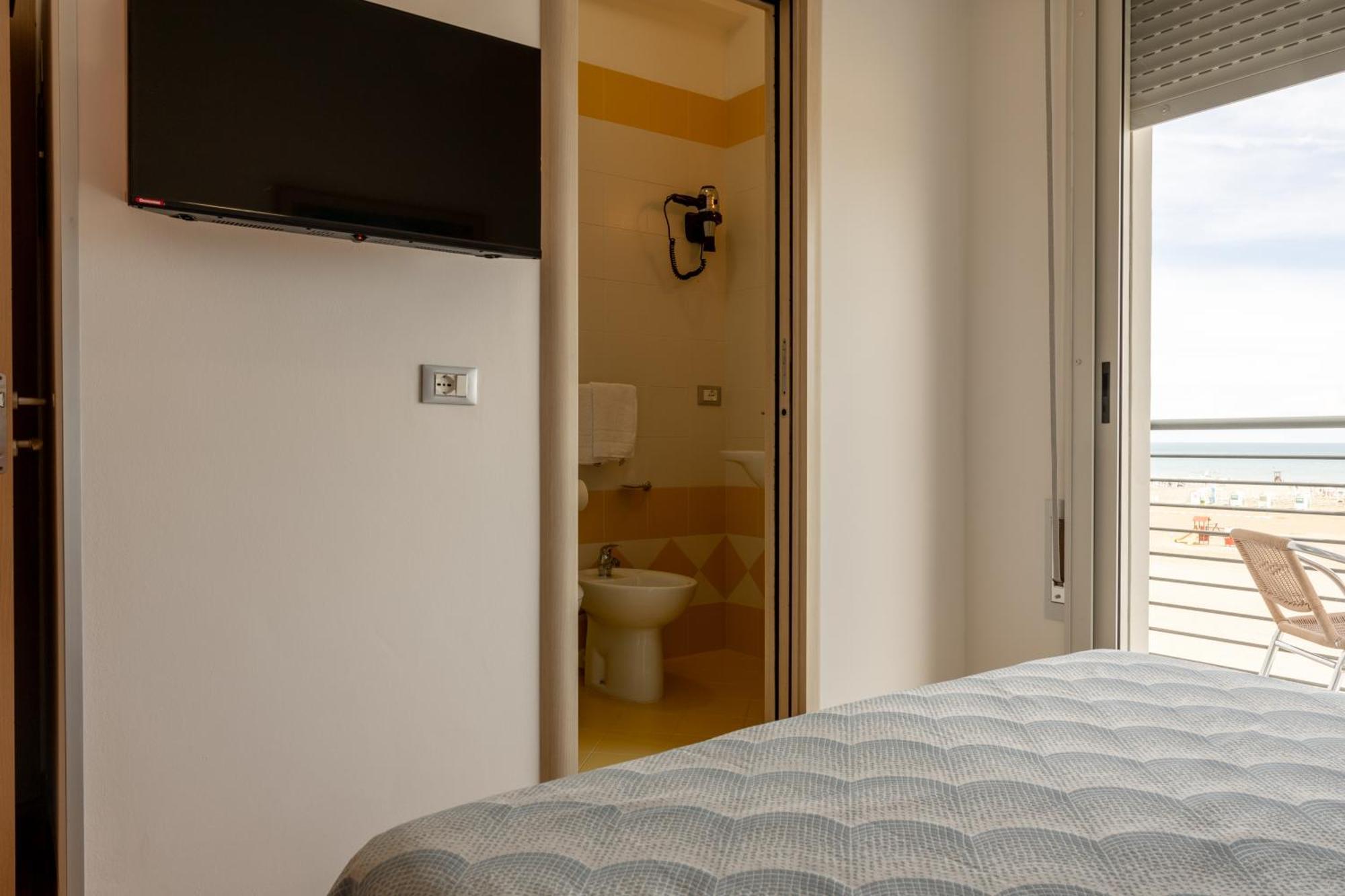 Hotel Riviera Caorle Exterior foto